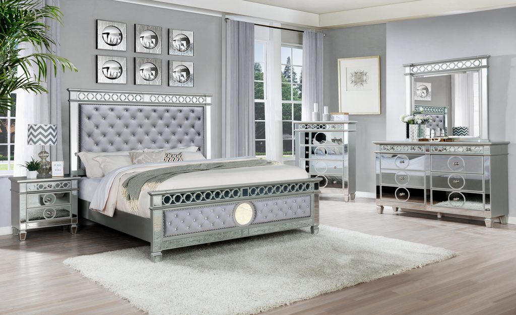 4pc Bedroom Set - Queen, King